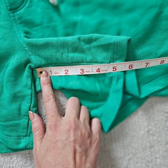 Monrow Kelly Green Sweat Shorts Size Medium - Picture 6 of 7